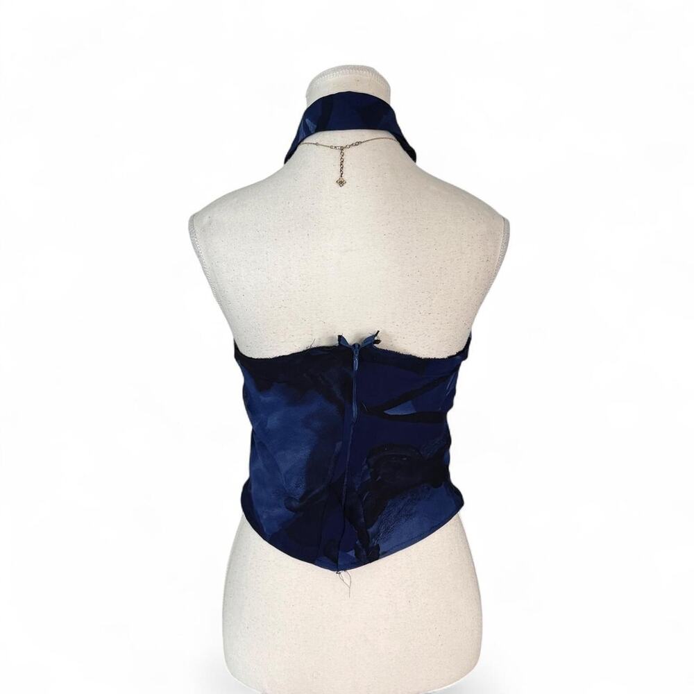 blue abstract swirl halter top with button detail size XS - Picture 2 of 7